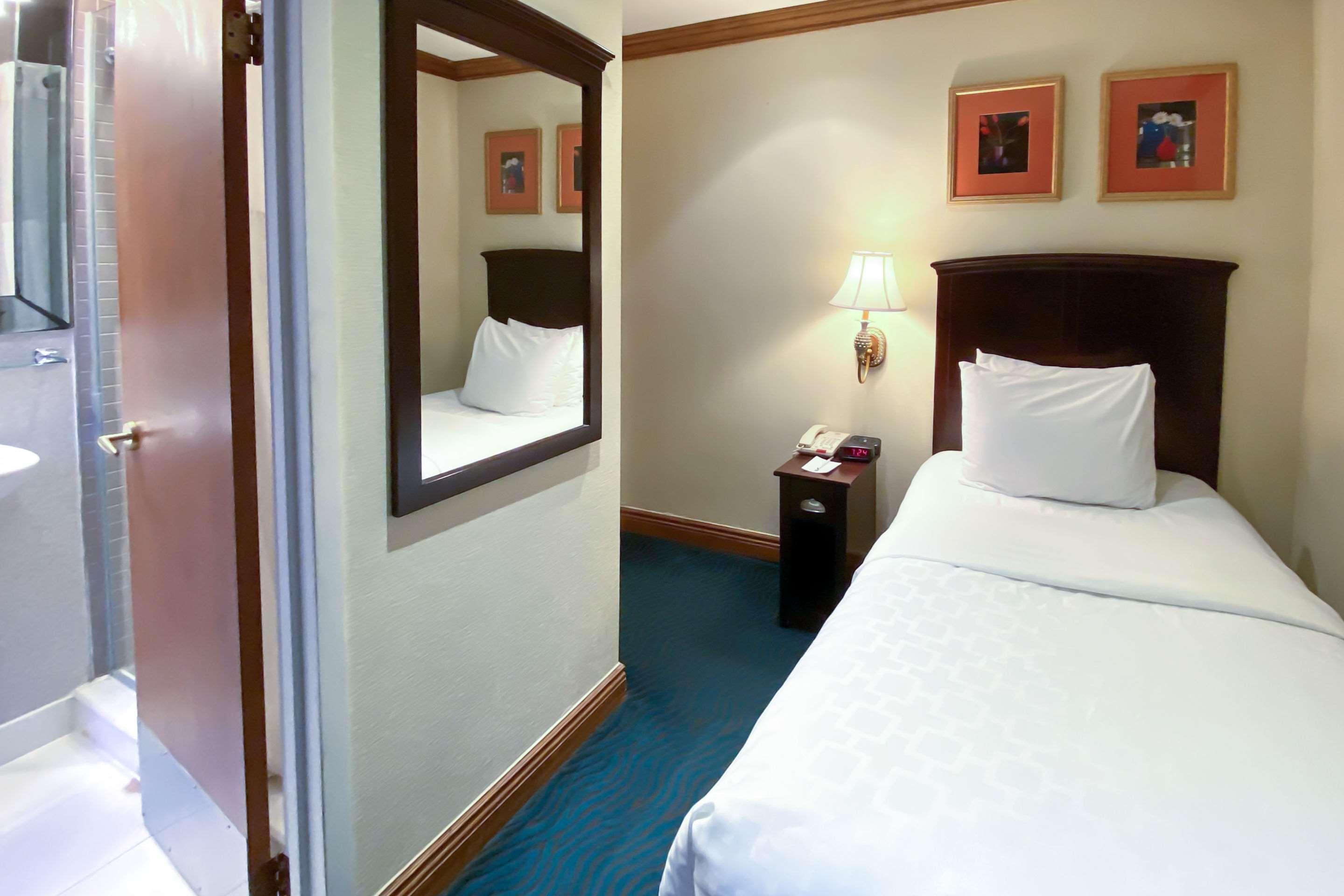 Clarion Hotel Park Avenue New York City Exterior photo